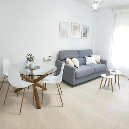 Relax Chiclana-Aparcamiento Privado-Tv Cable-Wifiplus-Aire Acond-Incluido Chiclana de la Frontera Dış mekan fotoğraf
