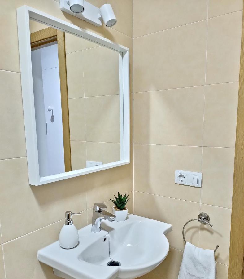 Relax Chiclana-Aparcamiento Privado-Tv Cable-Wifiplus-Aire Acond-Incluido Chiclana de la Frontera Dış mekan fotoğraf